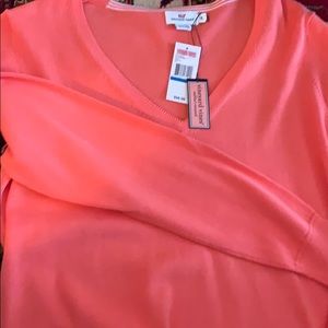 Vineyard vine light weight long sleeve sweater